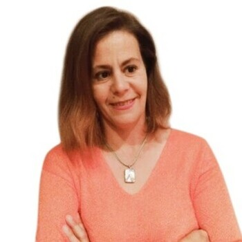 Fotografía de María Laura Gómez, asesora inmobiliario SAFTI