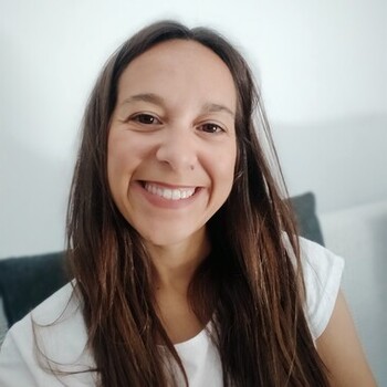 Fotografía de Beatriz Ortiz, asesora inmobiliario SAFTI
