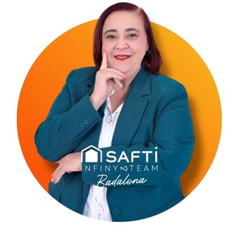 Fotografía de Montserrat Berenguer, asesora inmobiliario SAFTI